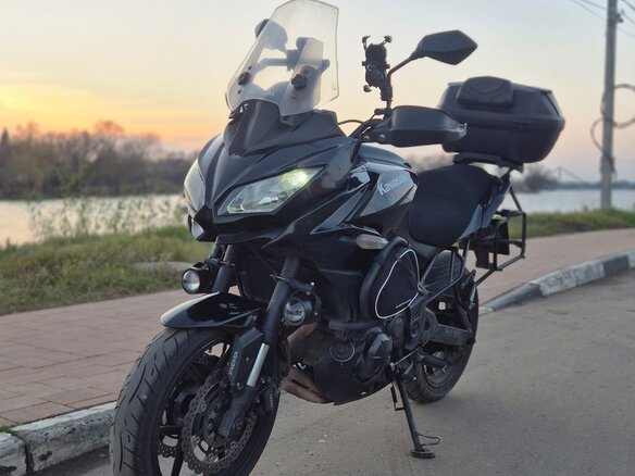 2015 Kawasaki Versys 650, чёрный, 640000 рублей - вид 1