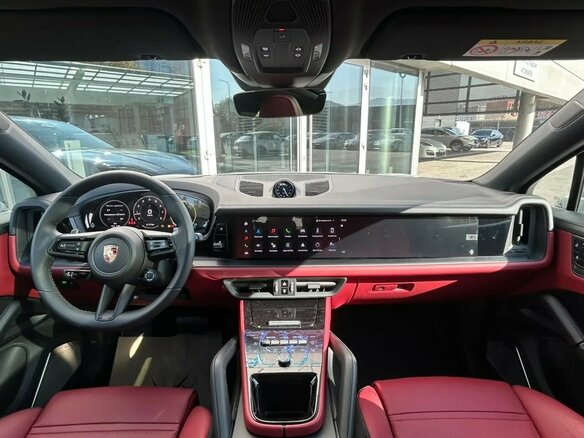 2026 Porsche Cayenne Coupé III Рестайлинг, серый, 18890000 рублей - вид 6