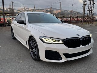 2022 BMW 5 серии 523i VII (G30/G31/G38) Рестайлинг, белый, 4850000 рублей, вид 5