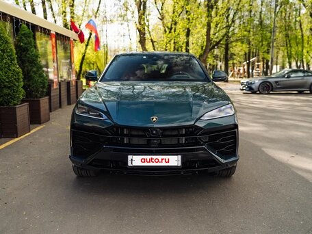 2025 Lamborghini Urus SE I Рестайлинг, зелёный, 39999990 рублей, вид 2