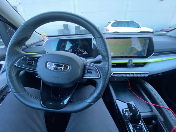 2023 Geely Coolray I Рестайлинг, серый, 2200000 рублей - вид 3