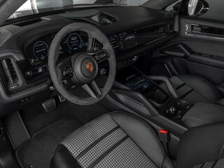 2026 Porsche Cayenne GTS Coupé III Рестайлинг, чёрный, 29100000 рублей, вид 4