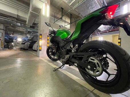 2015 Kawasaki Z 250, зелёный, 310000 рублей, вид 4
