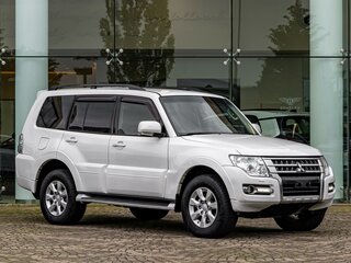 2014 Mitsubishi Pajero IV Рестайлинг 1, белый, 2145000 рублей, вид 3
