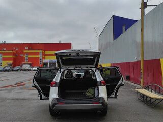 2019 Toyota RAV4 V (XA50), белый, 3250000 рублей, вид 4