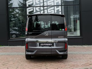 2021 Honda Stepwgn Spada V Рестайлинг, серый, 2889000 рублей, вид 4