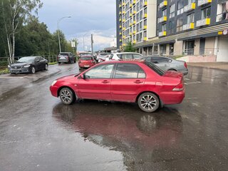 2005 Mitsubishi Lancer IX Рестайлинг, красный, 450000 рублей, вид 4