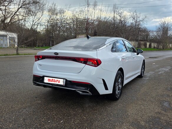 2020 Kia K5 III, белый, 2280000 рублей - вид 5