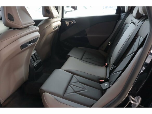 2025 BMW X3 Long 30L xDrive IV (G45/G48), чёрный, 7050000 рублей - вид 14