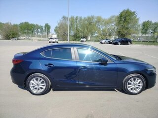 2018 Mazda 3 III (BM) Рестайлинг, синий, 1800000 рублей, вид 4