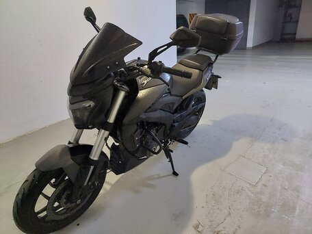 2021 Bajaj Dominar 400, чёрный, 350000 рублей, вид 4