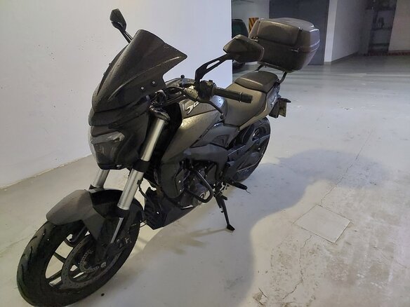 2021 Bajaj Dominar 400, чёрный, 350000 рублей - вид 3