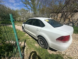 2015 Volkswagen Polo V, белый, 950000 рублей, вид 4