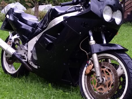 1992 Yamaha FZR750, чёрный, 199000 рублей, вид 2