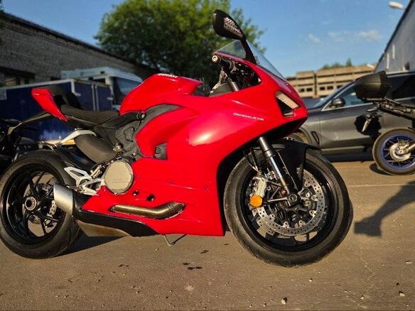 2021 Ducati Panigale V2, красный, 1600000 рублей - вид 14