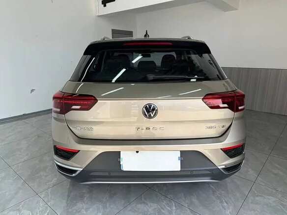 2023 Volkswagen T-Roc I (China Market), бежевый, 1350000 рублей - вид 5