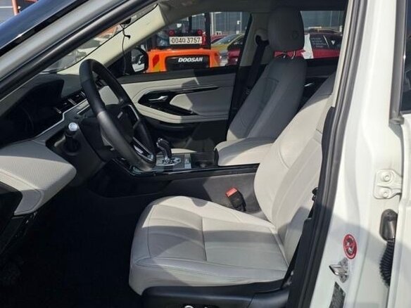 2021 Land Rover Range Rover Evoque L II, белый, 4700000 рублей - вид 14