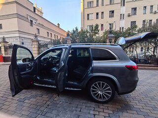 2021 Mercedes-Benz GLS 400 d II (X167), серый, 7400000 рублей, вид 4