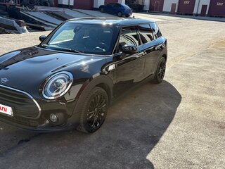 2020 Mini Clubman One D II Рестайлинг, чёрный, 2520000 рублей, вид 1