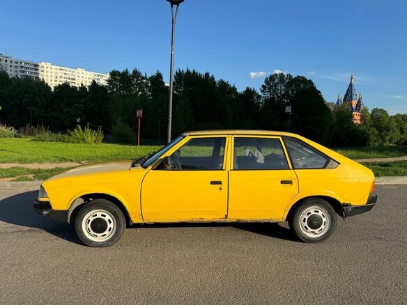 1999 Москвич Святогор 214100, жёлтый, 110000 рублей - вид 9
