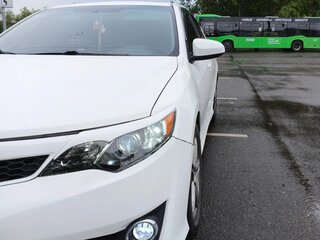 2012 Toyota Camry US Market VII (XV50), белый, 1850000 рублей, вид 3