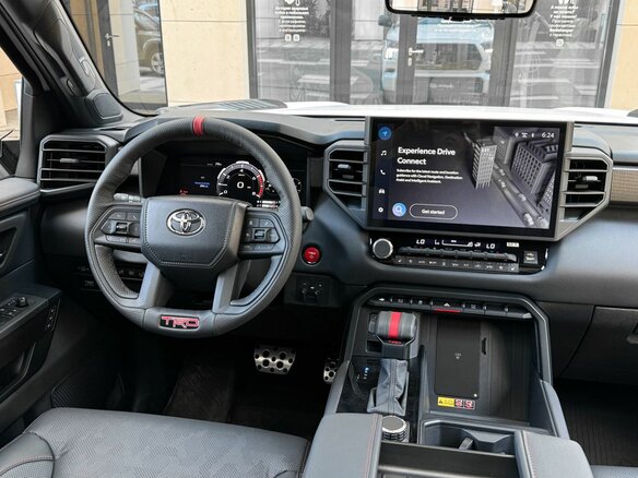2025 Toyota Sequoia III, белый, 14990000 рублей - вид 1