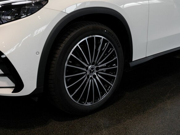 2025 Mercedes-Benz GLC 300 II (X254), белый - вид 16
