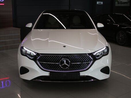 2026 Mercedes-Benz E-Класс 200 VI (W214, S214), белый, 7550000 рублей, вид 4