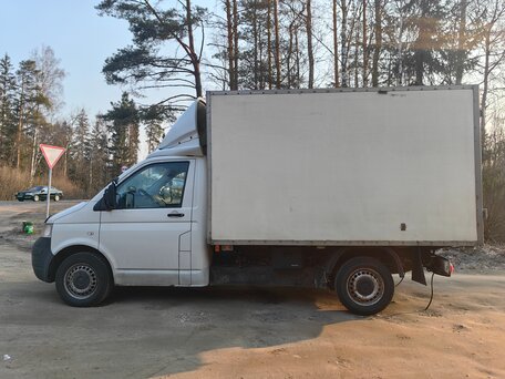 2010 Volkswagen Transporter, белый, 800000 рублей, вид 2