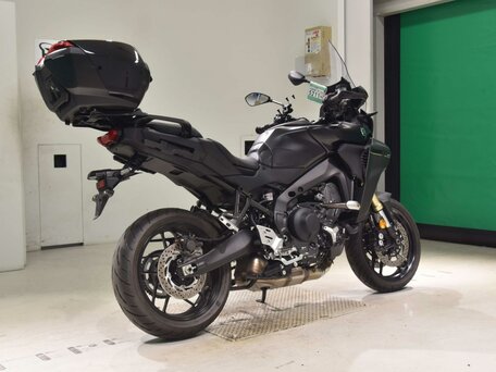2025 Yamaha MT-09 Tracer (FJ-09), чёрный, 1880000 рублей, вид 5