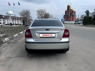 2007 Ford Focus II Рестайлинг, серебристый, 450000 рублей, вид 3