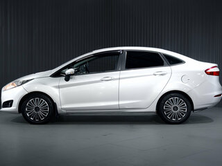2016 Ford Fiesta Mk6 Рестайлинг, серебристый, 699000 рублей, вид 4