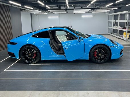2019 Porsche 911 Carrera 4S VIII (992), серый, 11000000 рублей, вид 4