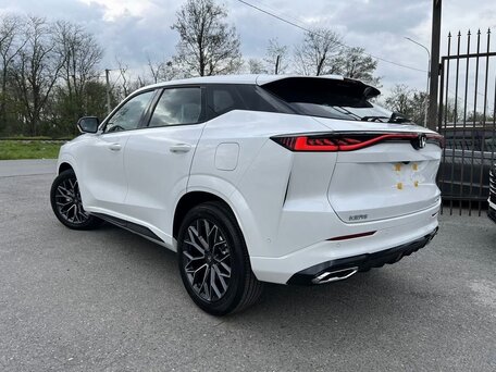 2026 Changan UNI-Z, белый, 2049000 рублей, вид 3