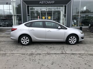 2014 Opel Astra J Рестайлинг, серебристый, 859500 рублей, вид 4