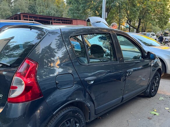 2010 Renault Sandero I, серый - вид 5
