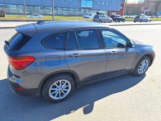 2018 BMW X1 20i xDrive II (F48), серый, 2410000 рублей, вид 4