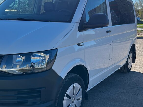 2017 Volkswagen Transporter, белый, 2520000 рублей - вид 2
