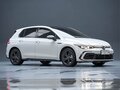 2022 Volkswagen Golf VIII, белый - вид 2