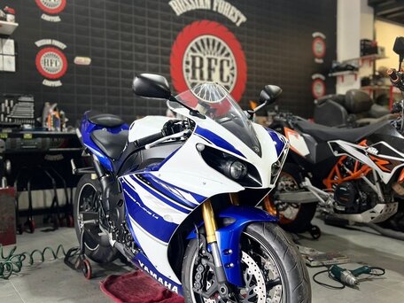 2014 Yamaha YZF-R1, синий, 1450000 рублей, вид 2