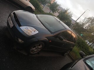 2002 Ford Fiesta Mk5, зелёный, 250000 рублей, вид 3