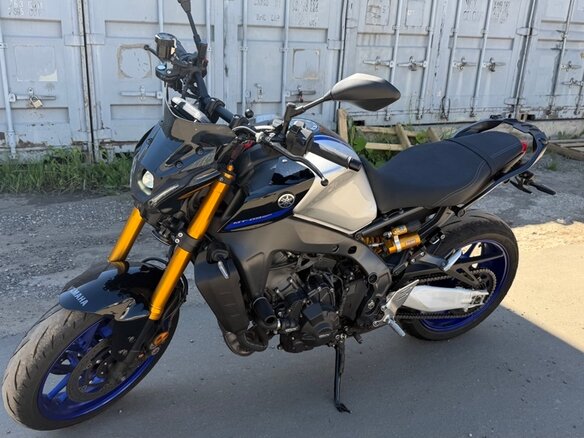 2023 Yamaha MT-09 (FZ-09), серый, 1269000 рублей