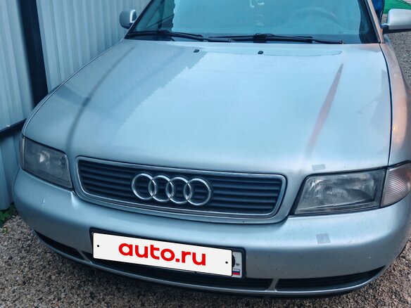 1997 Audi A4 I (B5), серебристый - вид 2