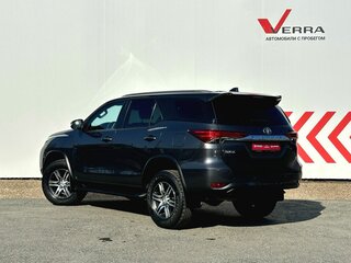 2018 Toyota Fortuner II, серый, 3690000 рублей, вид 3