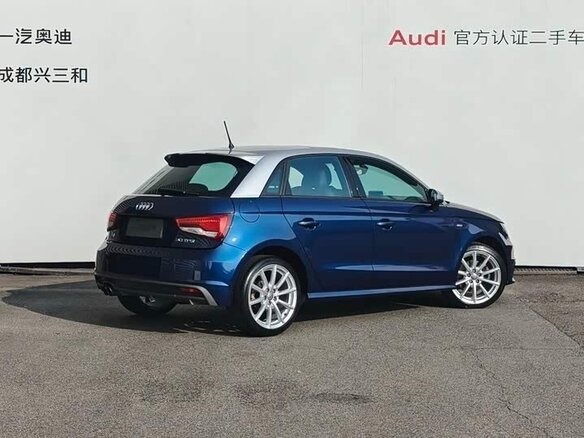 2018 Audi A1 I (8X) Рестайлинг, синий, 960010 рублей - вид 2