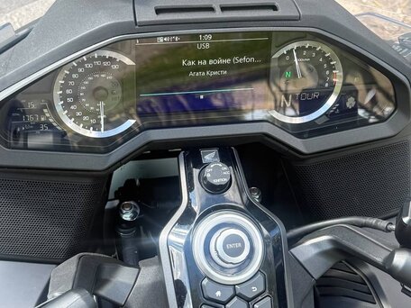 2023 Honda GL 1800 Gold Wing, чёрный, 2800000 рублей, вид 2