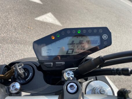2017 Yamaha MT-09 (FZ-09), чёрный, 940000 рублей, вид 5