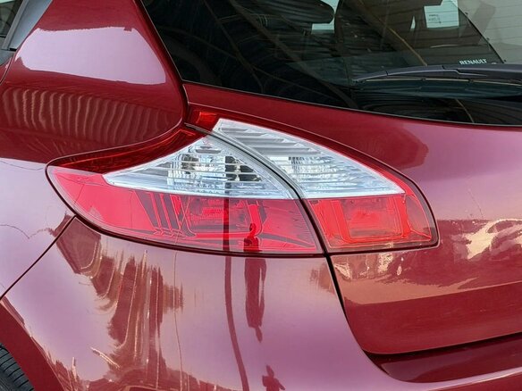 2013 Renault Megane III Рестайлинг, красный, 850000 рублей - вид 27