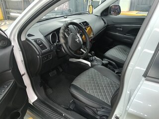 2012 Mitsubishi ASX I Рестайлинг, белый, 1000000 рублей, вид 5