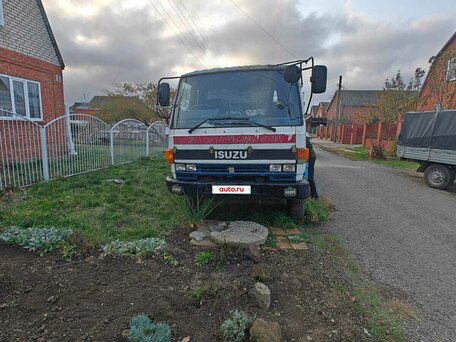 1991 Isuzu Como, белый, 639639 рублей, вид 3